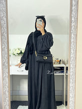 Load image into Gallery viewer, Closed Corduroy Abaya