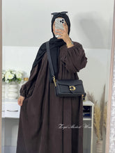 Load image into Gallery viewer, Closed Corduroy Abaya