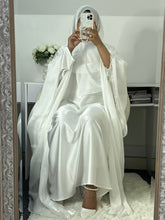 Load image into Gallery viewer, Madiha Abaya
