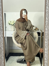 Load image into Gallery viewer, Saira Abaya
