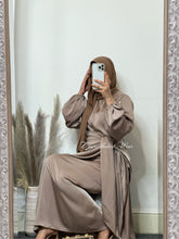 Load image into Gallery viewer, Zaynah Abaya in Khaki