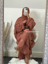 Load image into Gallery viewer, Zaahira Abaya in Rose Taupe