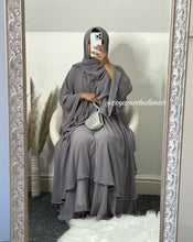 Load image into Gallery viewer, Zahra Abaya in Cloudy Grey