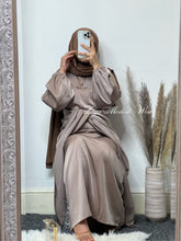 Load image into Gallery viewer, Zaynah Abaya in Khaki