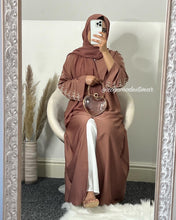 Load image into Gallery viewer, Zameelah Abaya