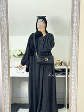 Load image into Gallery viewer, Closed Corduroy Abaya
