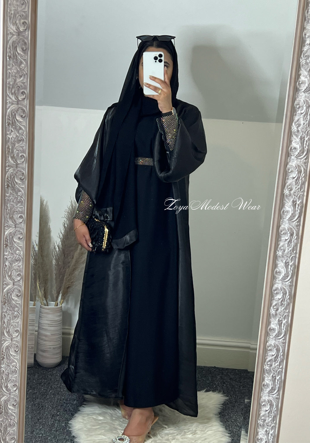 Mahnoor Abaya (3 Piece Set)