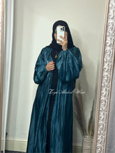 Load image into Gallery viewer, Blue Dianne Shimmer Abaya
