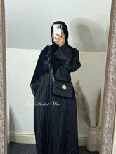 Load image into Gallery viewer, Hayaa Abaya in Black
