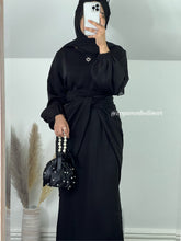 Load image into Gallery viewer, Black Zaynah Abaya
